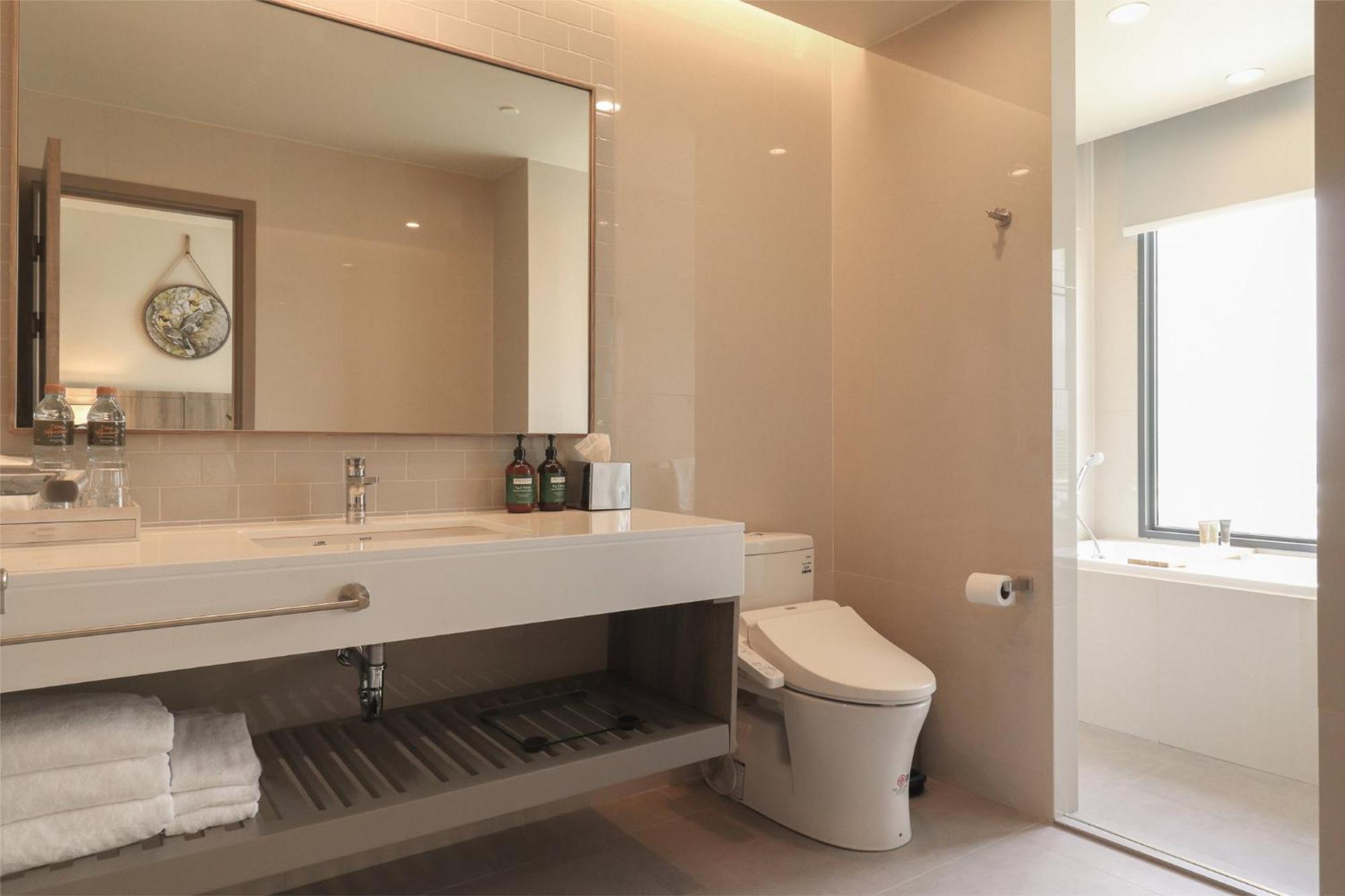 Staybridge Sukhumvit By Ihg 4*
