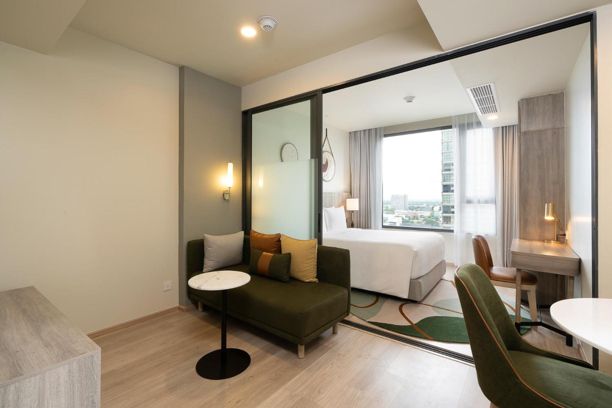 Hotel Staybridge Sukhumvit By Ihg 4*