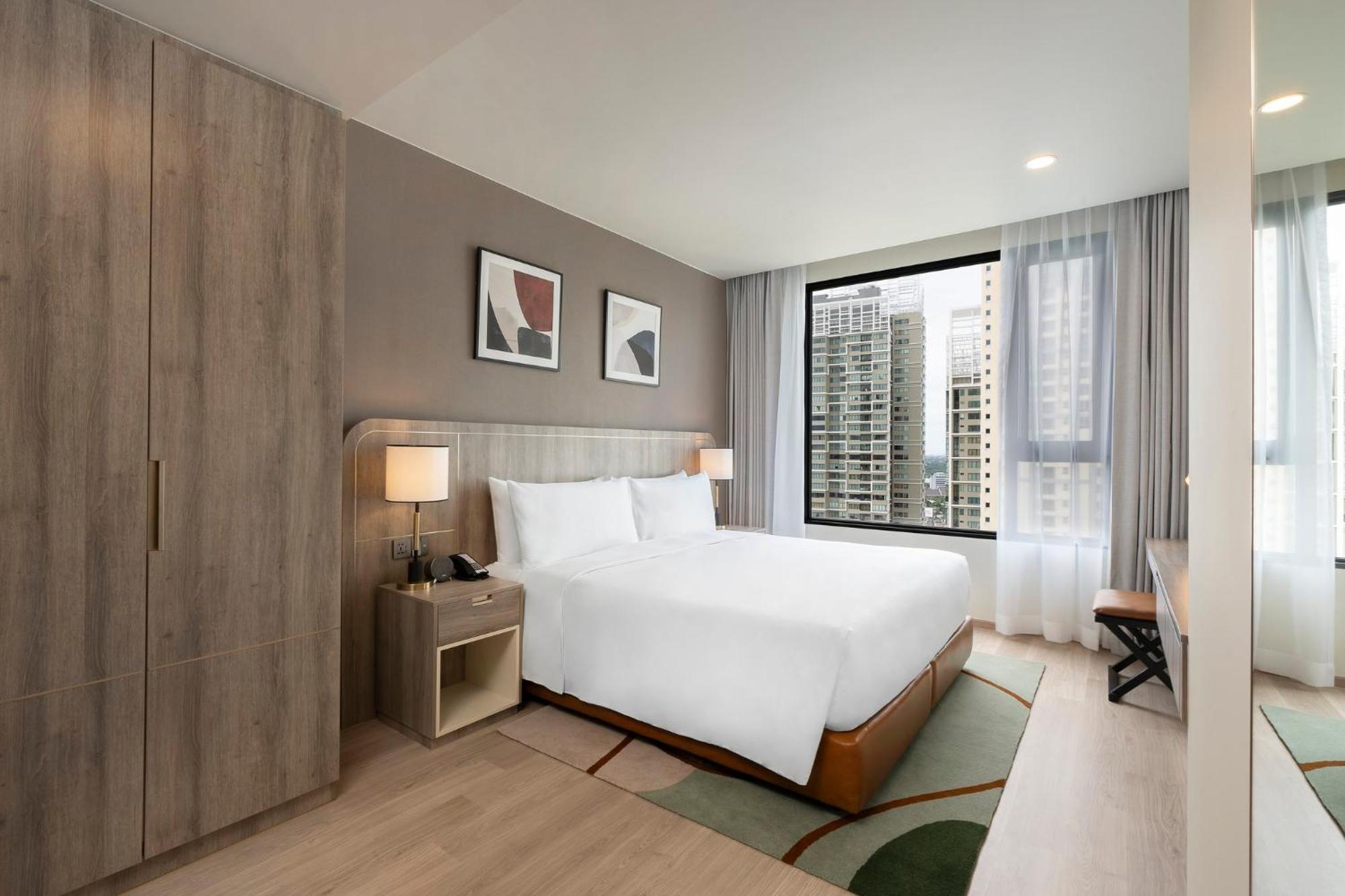 Staybridge Sukhumvit By Ihg Bangkok