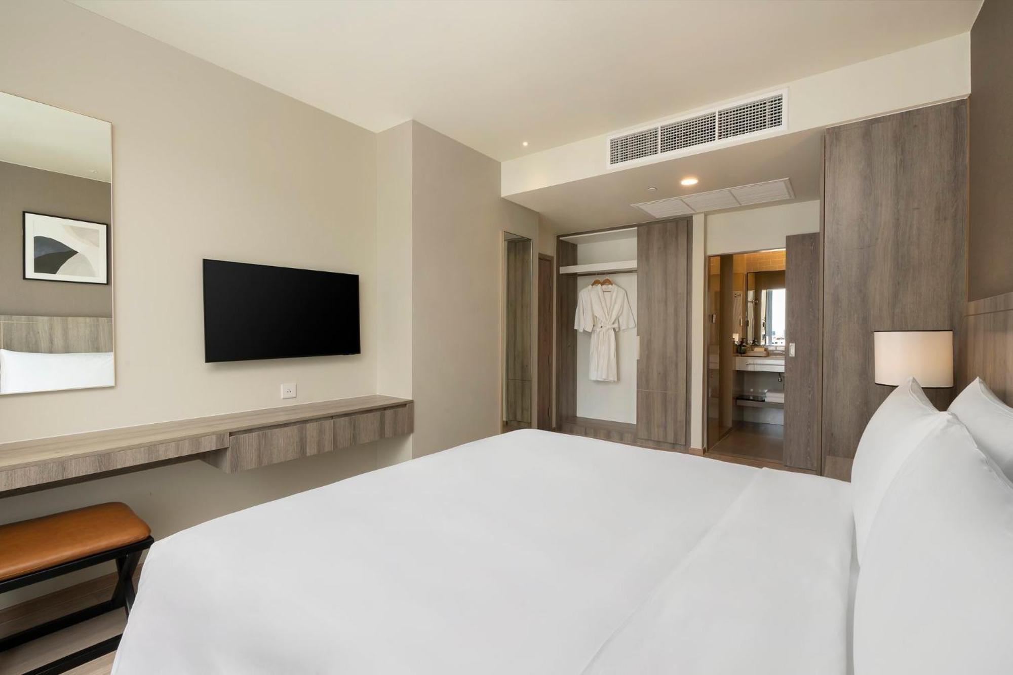 Staybridge Sukhumvit By Ihg Bangkok
