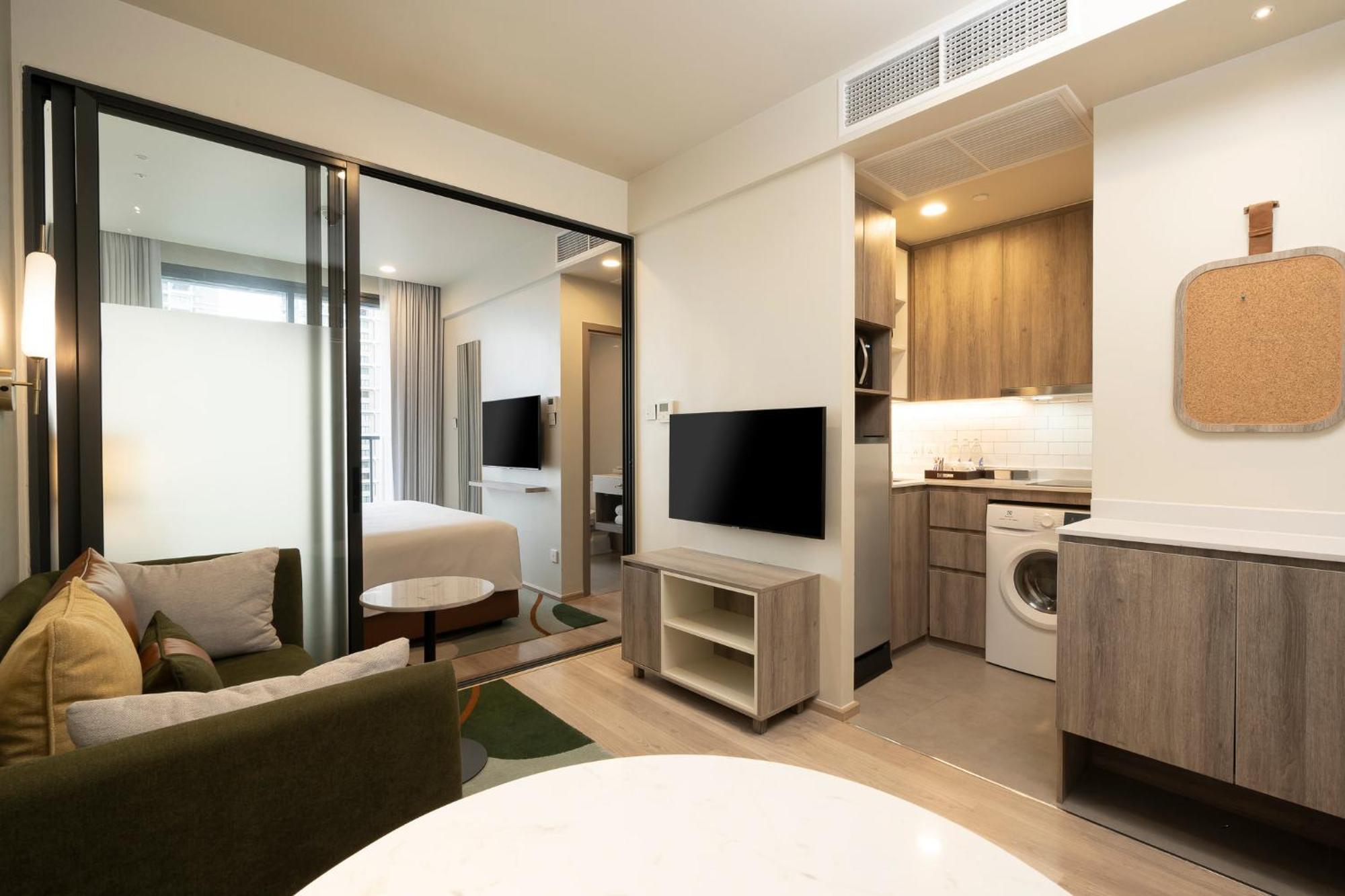 Staybridge Sukhumvit By Ihg Hotel
